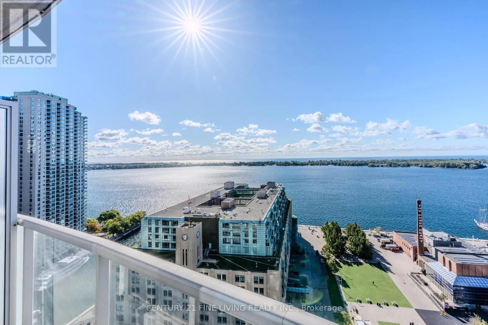 2407 - 208 QUEENS QUAY W
