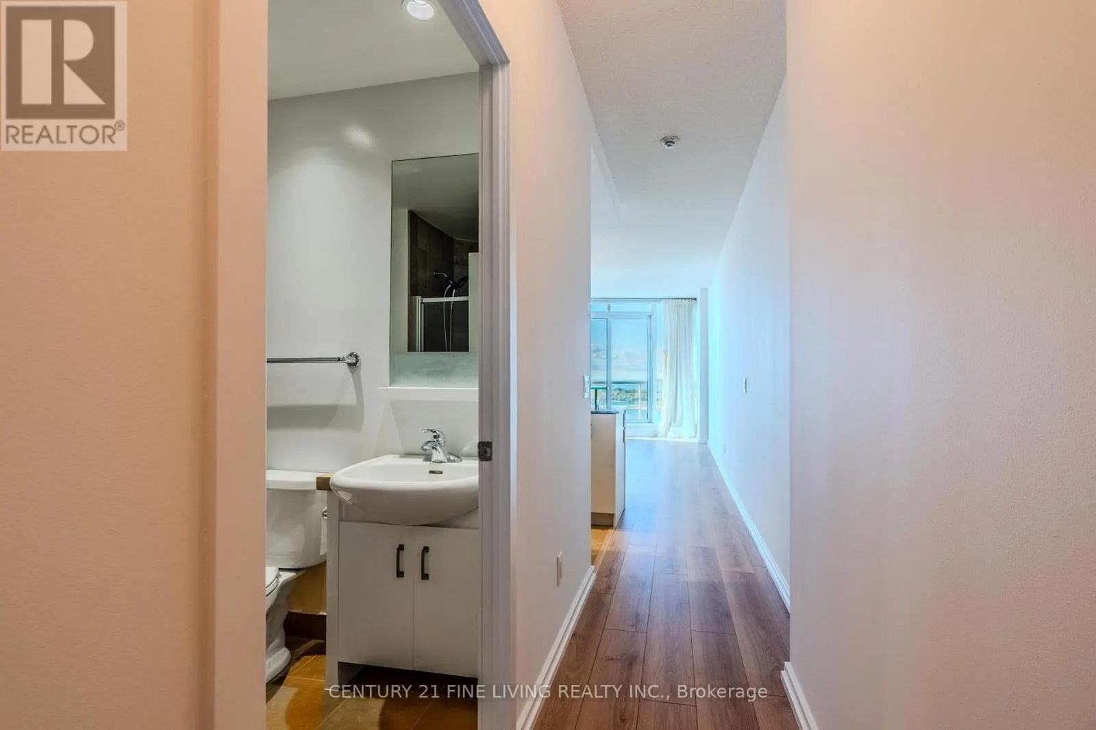 2407 - 208 QUEENS QUAY W