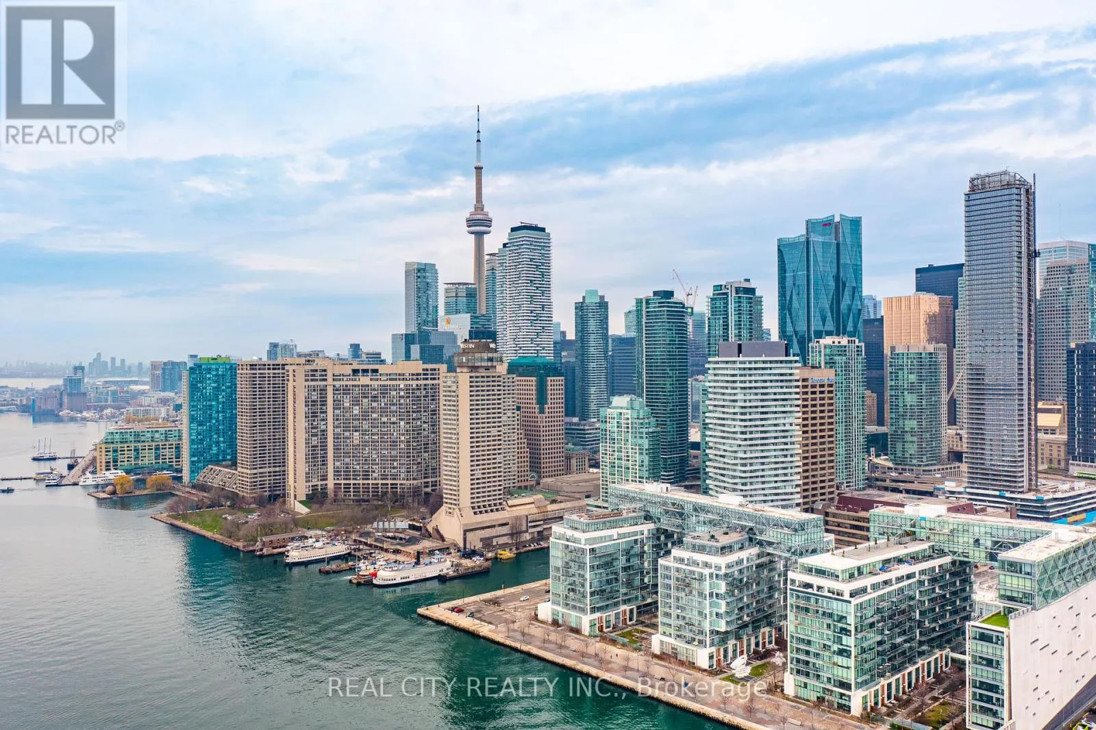 626 - 29 QUEENS QUAY E