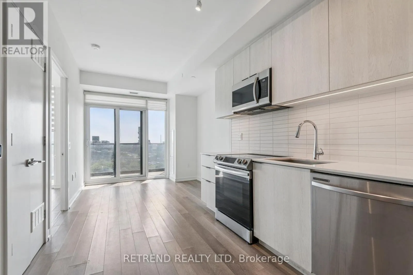 1206 - 50 POWER STREET