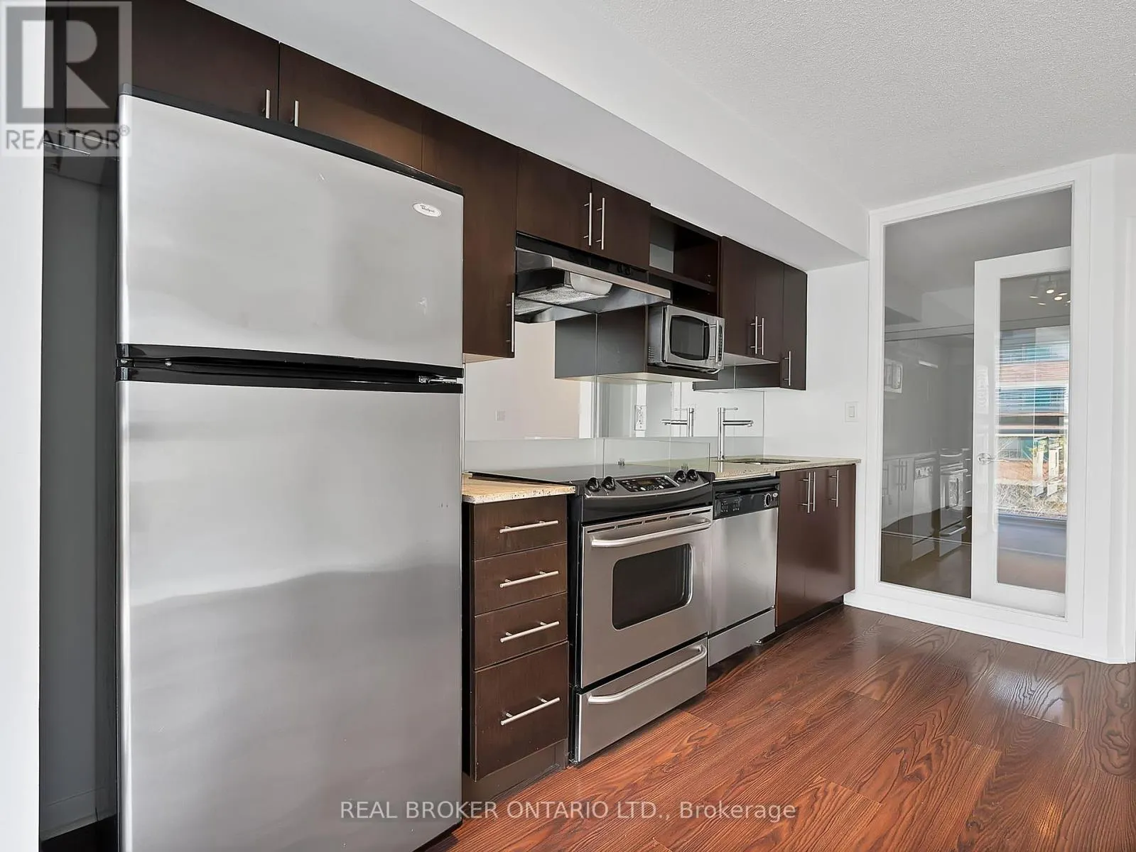 511 - 96 ST PATRICK STREET