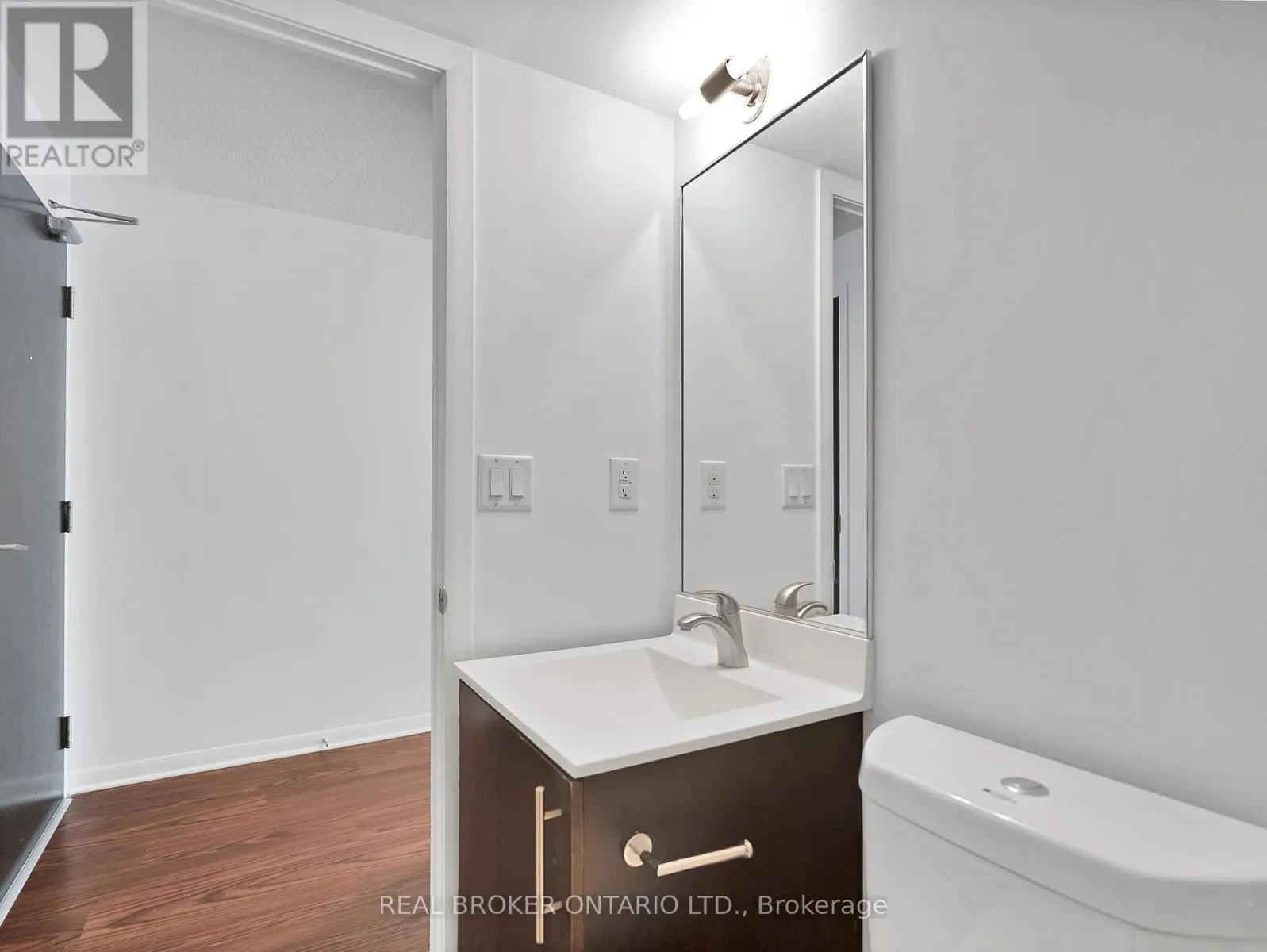 511 - 96 ST PATRICK STREET