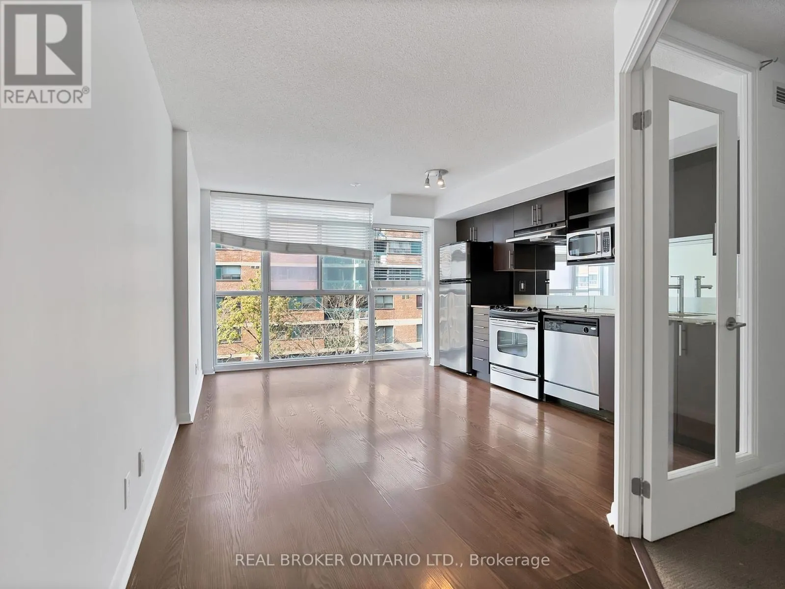 511 - 96 ST PATRICK STREET