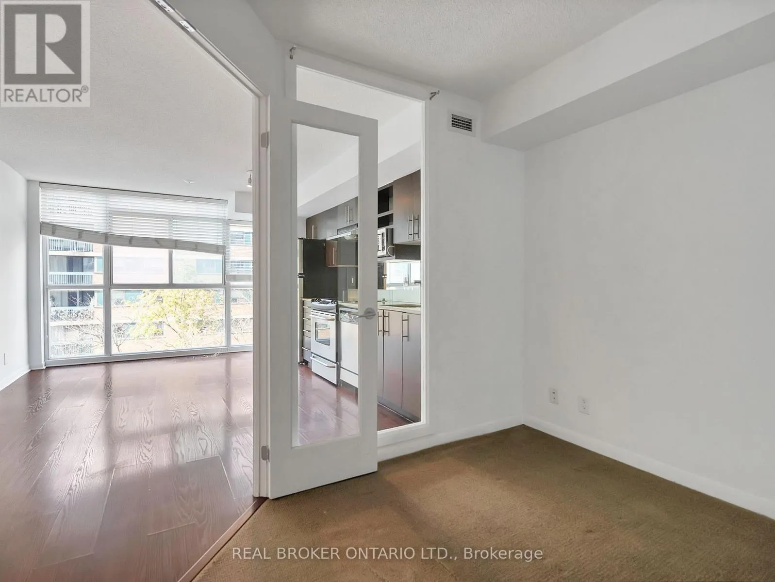 511 - 96 ST PATRICK STREET