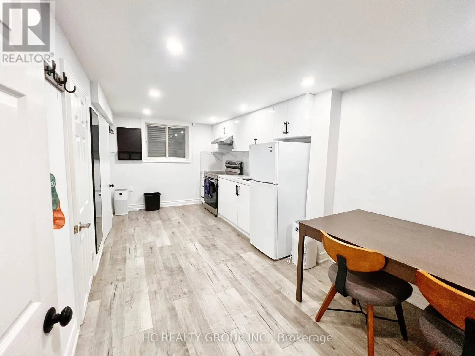 BASEMENT - 150 HOLLYBERRY TRAIL