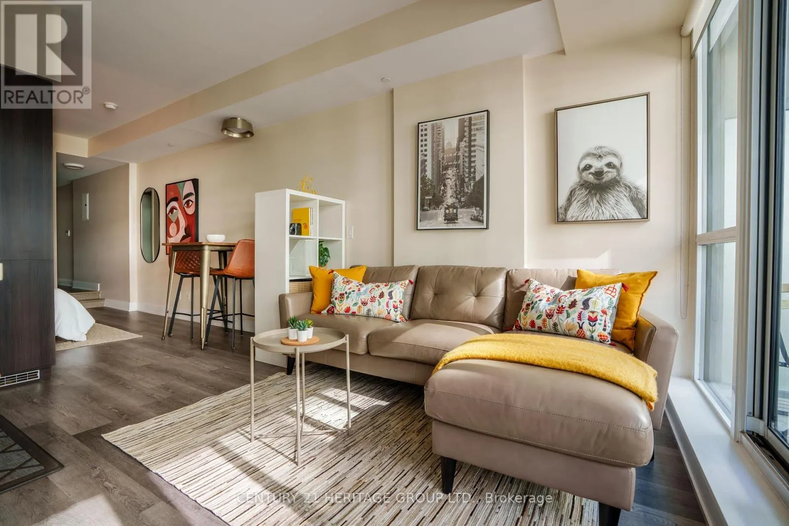 408 - 508 WELLINGTON STREET W