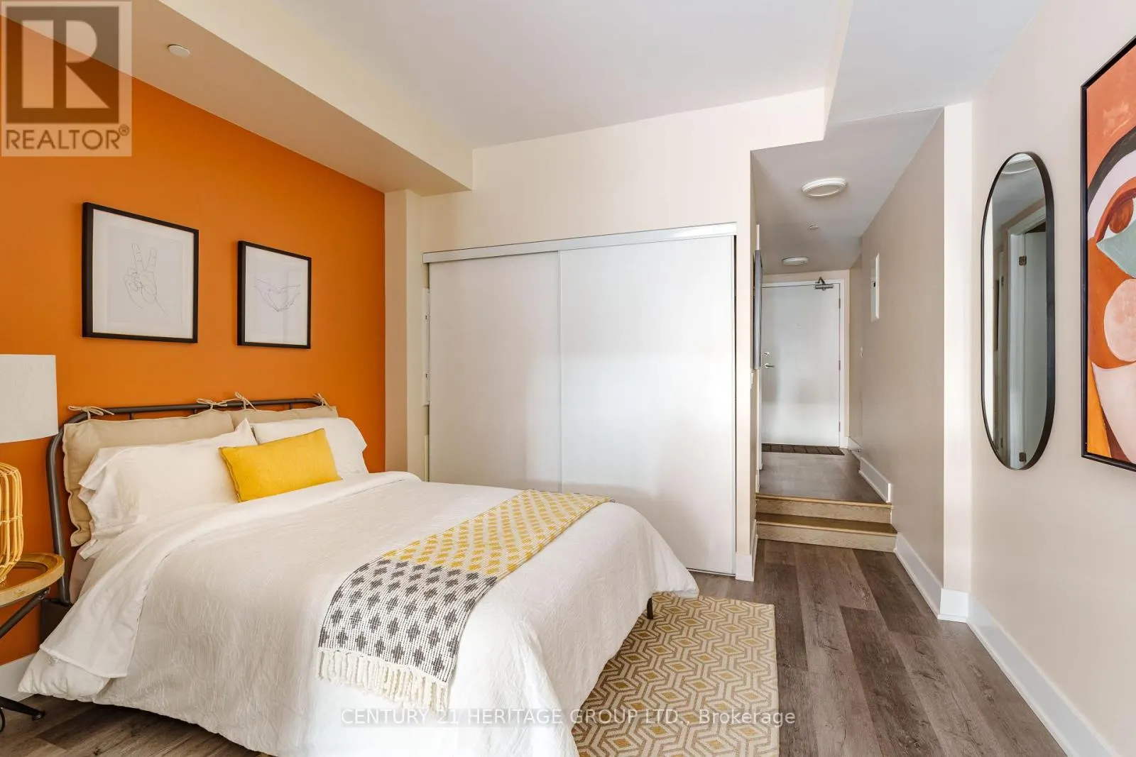408 - 508 WELLINGTON STREET W