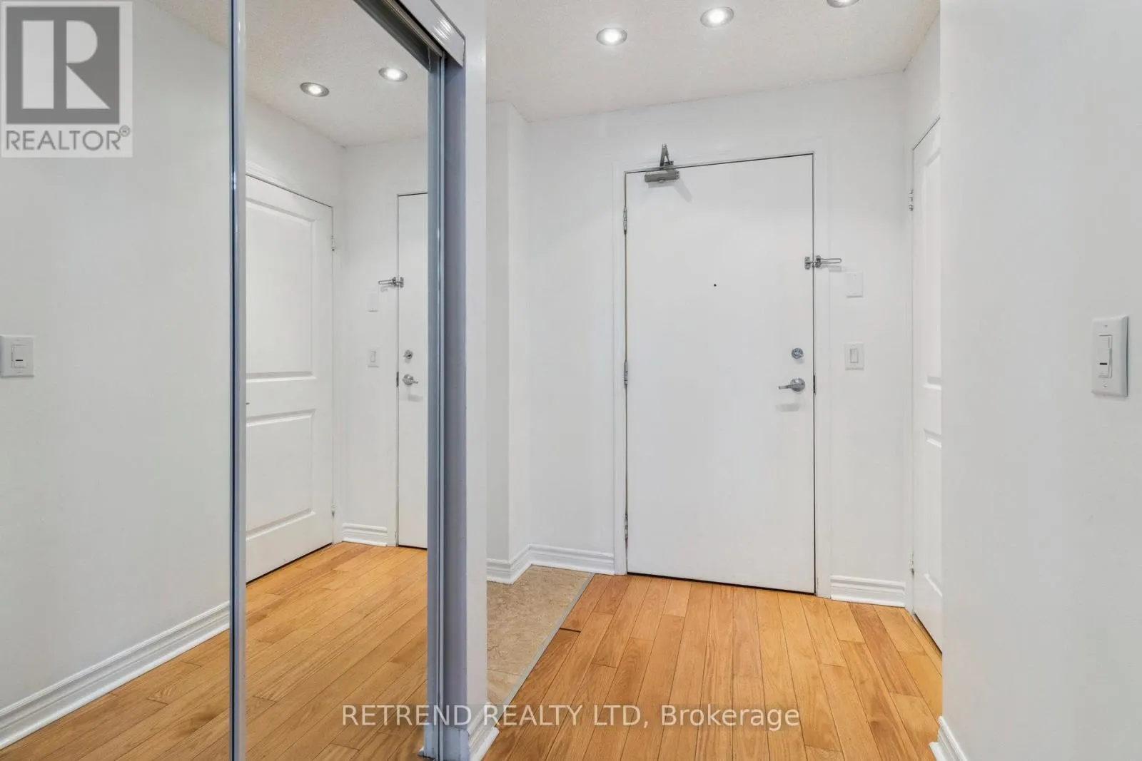 712 - 27 REAN DRIVE