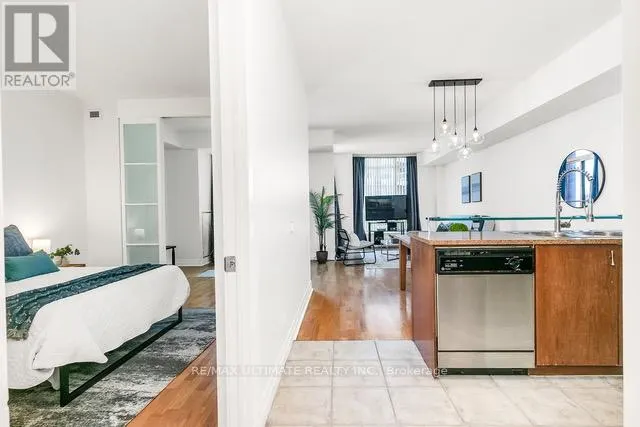 607 - 500 QUEENS QUAY W