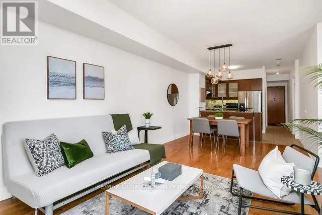 607 - 500 QUEENS QUAY W