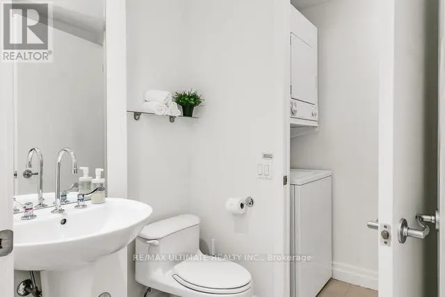 607 - 500 QUEENS QUAY W