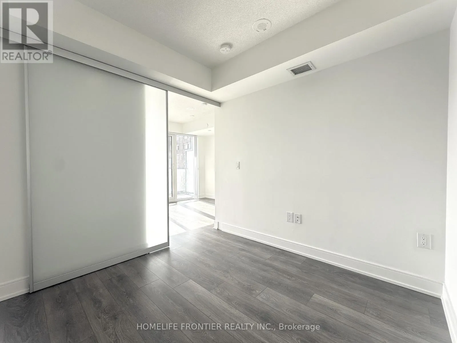 1507 - 89 MCGILL STREET