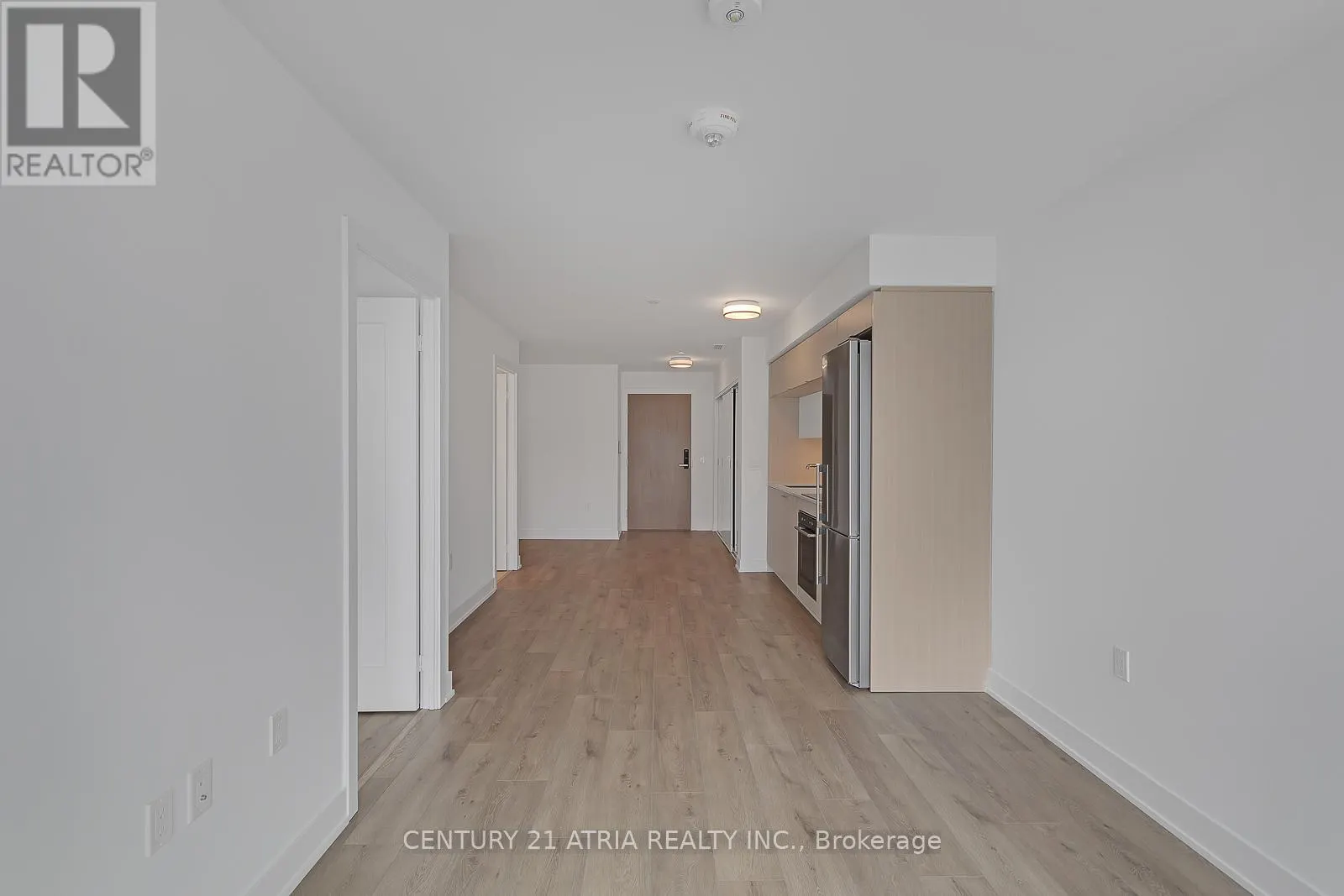 1610 - 575 BLOOR STREET E