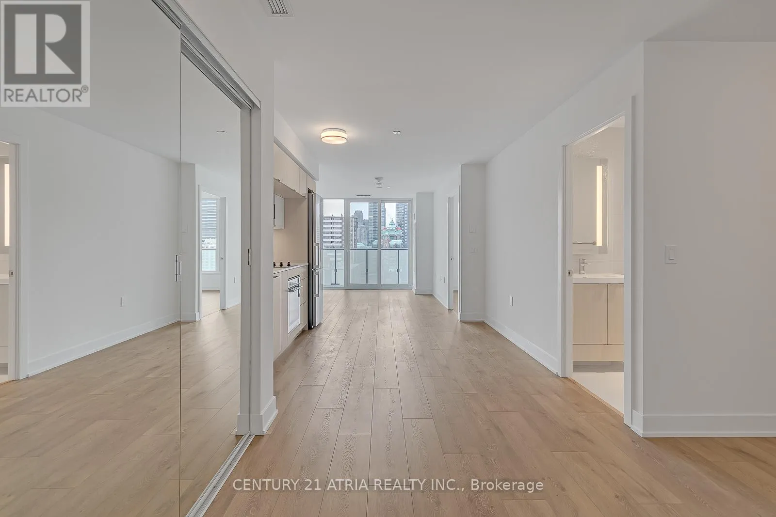 1610 - 575 BLOOR STREET E