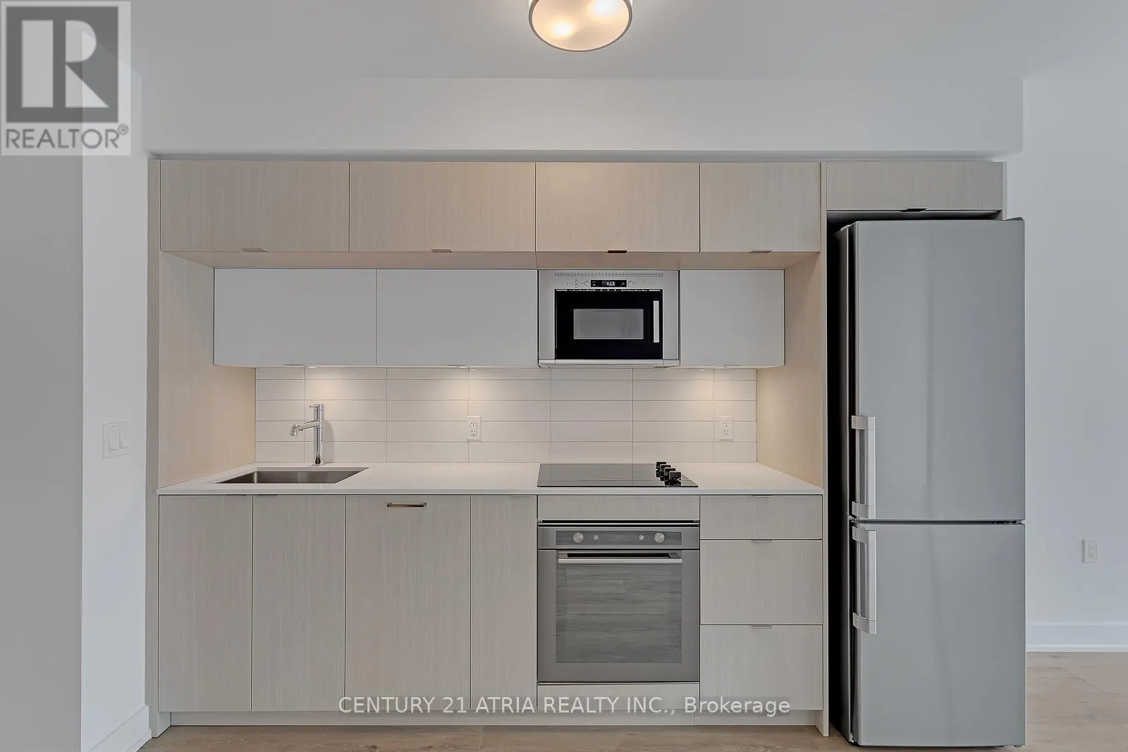 1610 - 575 BLOOR STREET E