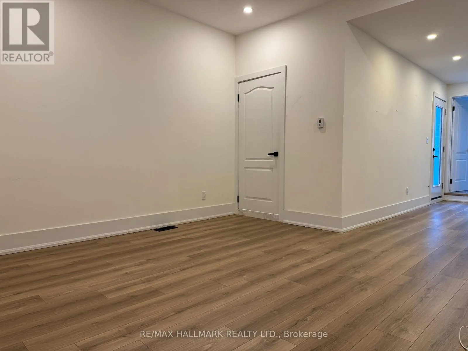 MAIN - 13 BROOKFIELD STREET
