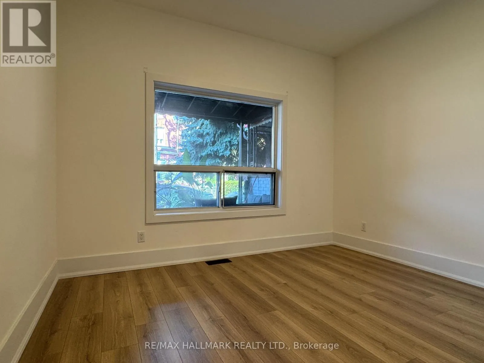 MAIN - 13 BROOKFIELD STREET