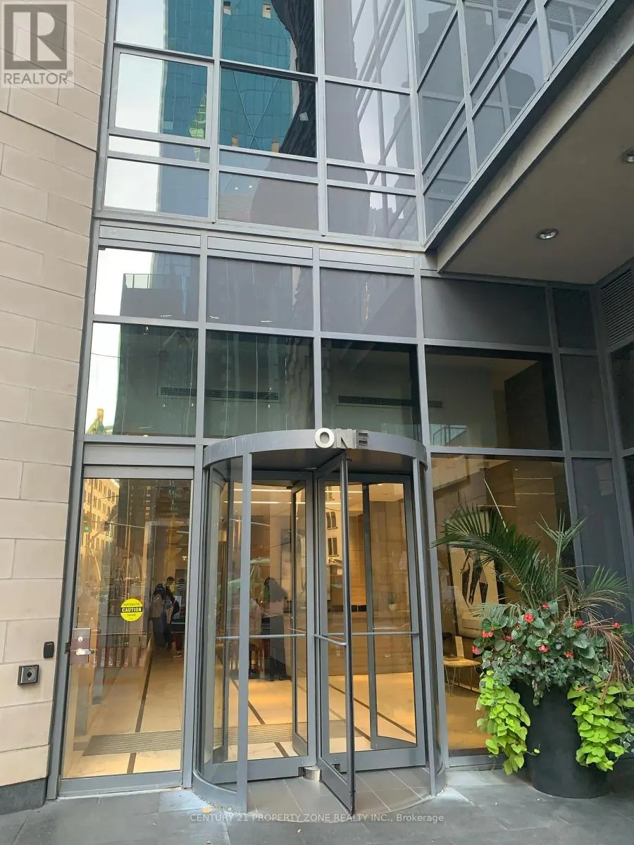 701 - 1 THE ESPLANADE DRIVE
