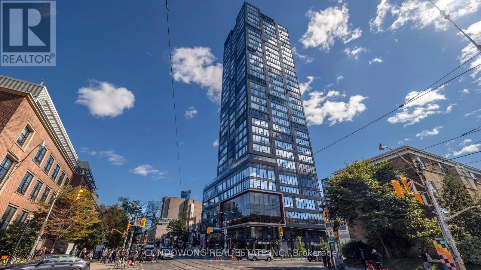 1704 - 203 COLLEGE STREET