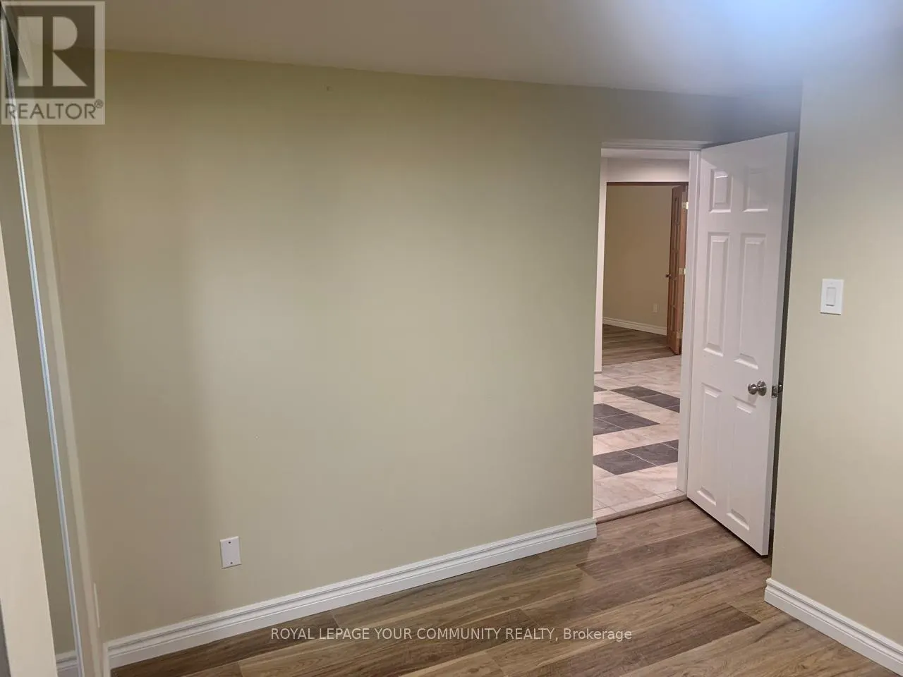 LOWER UNIT - 151 GOULDING AVENUE