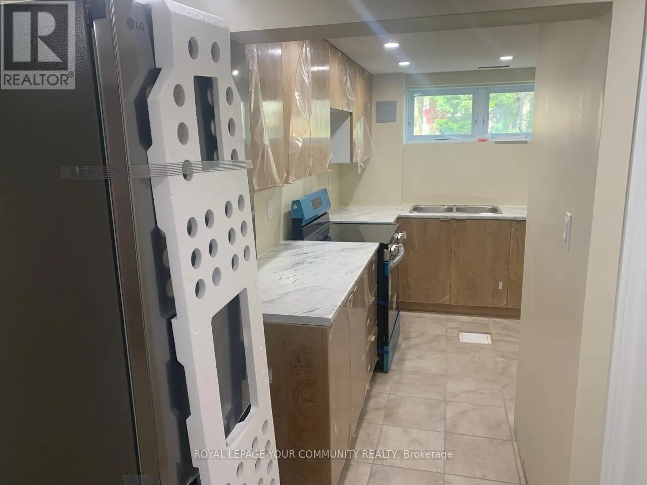 LOWER UNIT - 151 GOULDING AVENUE