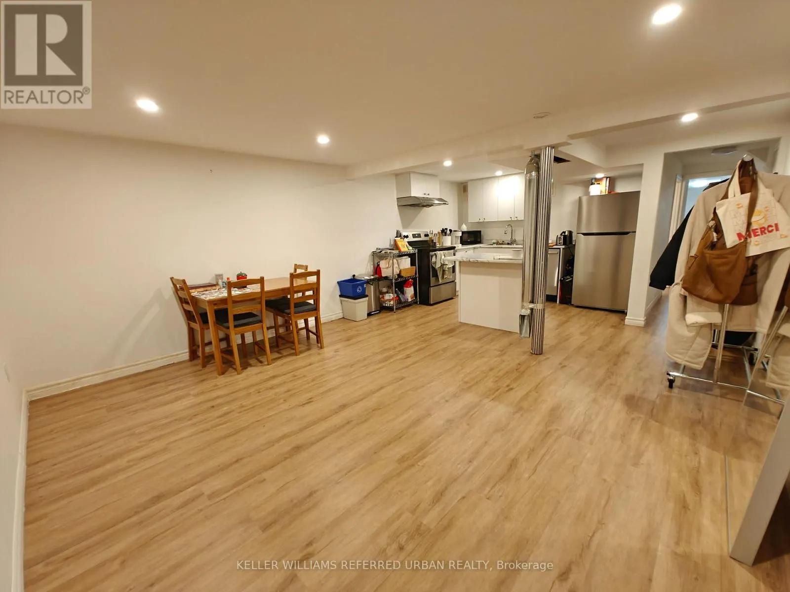 LOWER - 67 FORTROSE CRESCENT