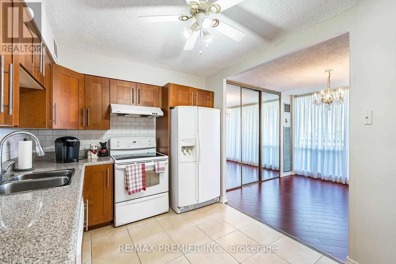 2308 - 75 GRAYDON HALL DRIVE