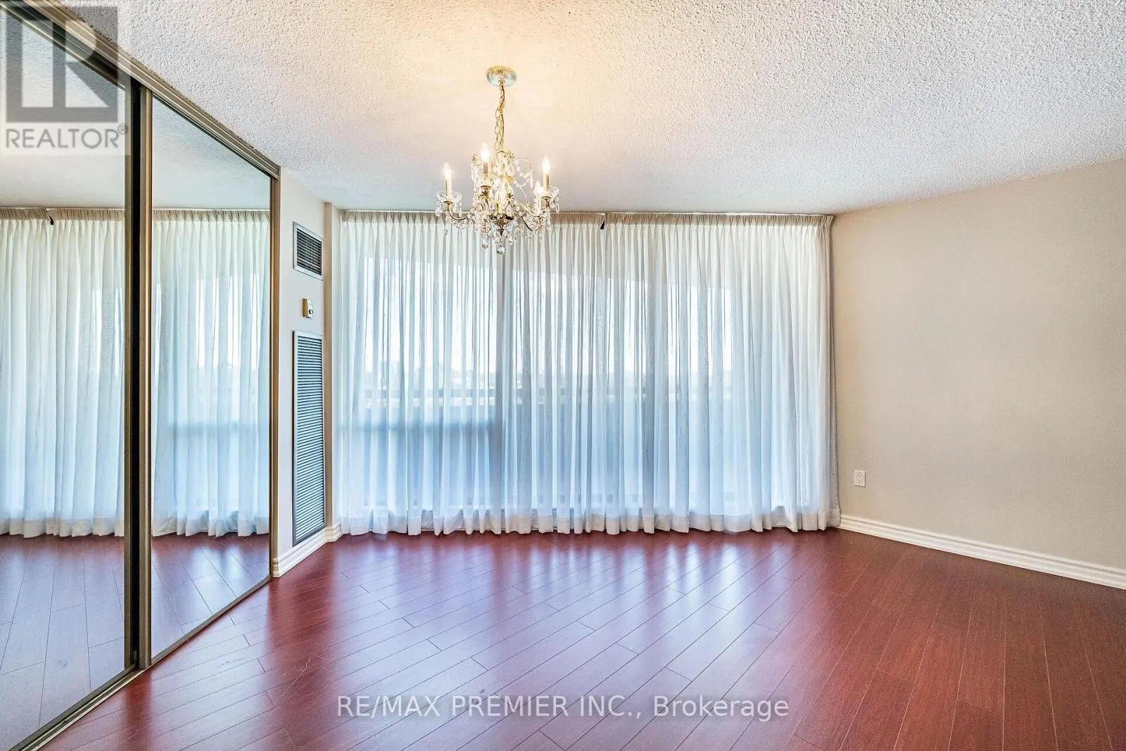 2308 - 75 GRAYDON HALL DRIVE