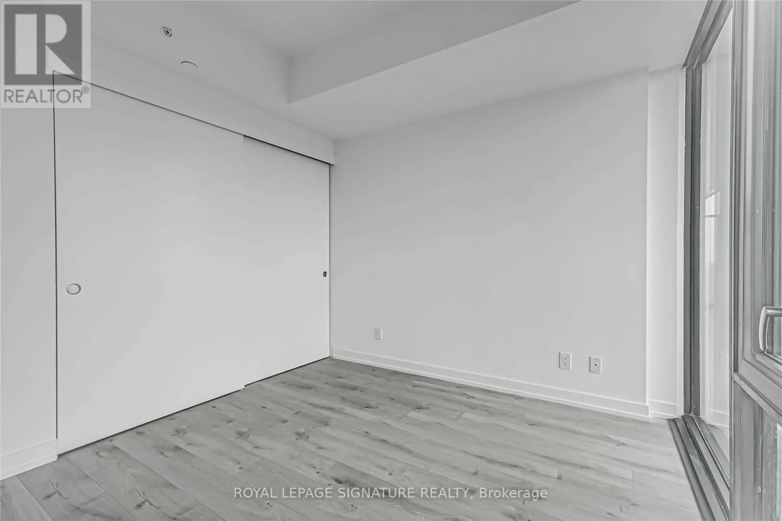 4202 - 161 ROEHAMPTON AVENUE