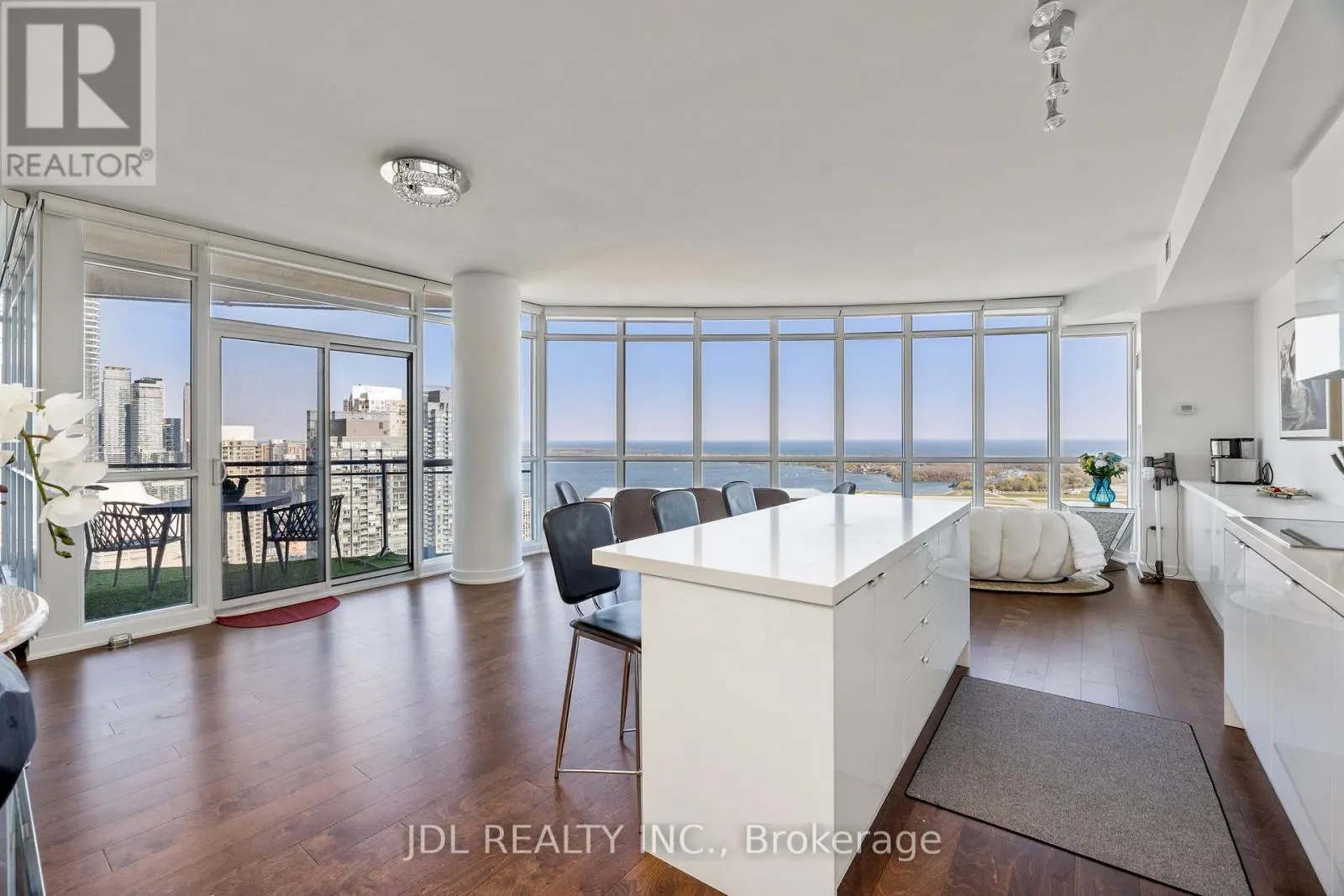 4606 - 21 ICEBOAT TERRACE