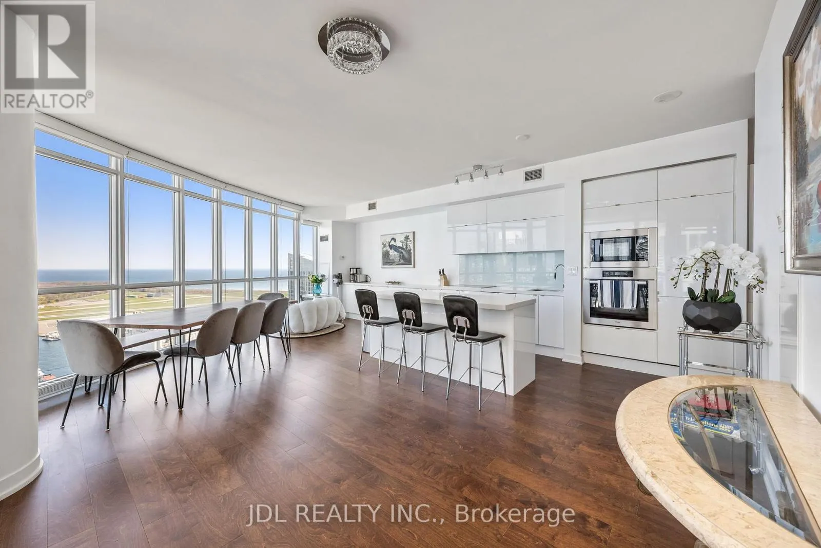 4606 - 21 ICEBOAT TERRACE