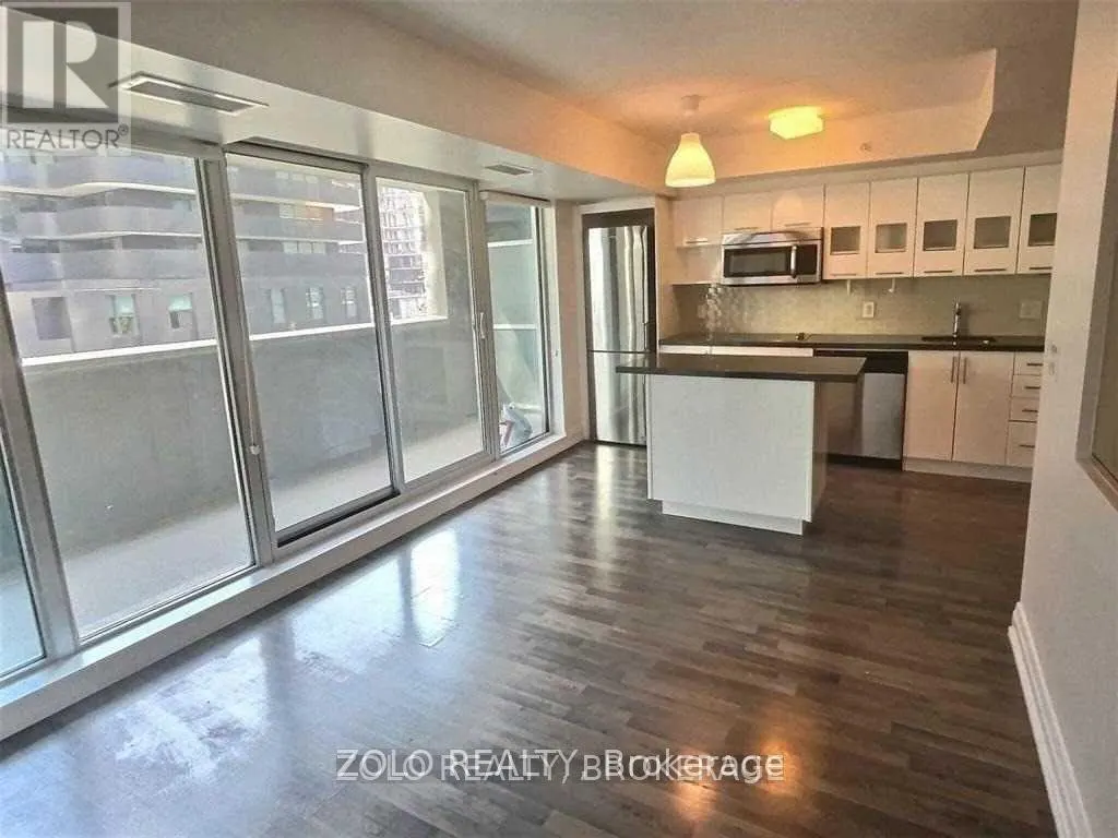 E204 - 555 WILSON AVENUE