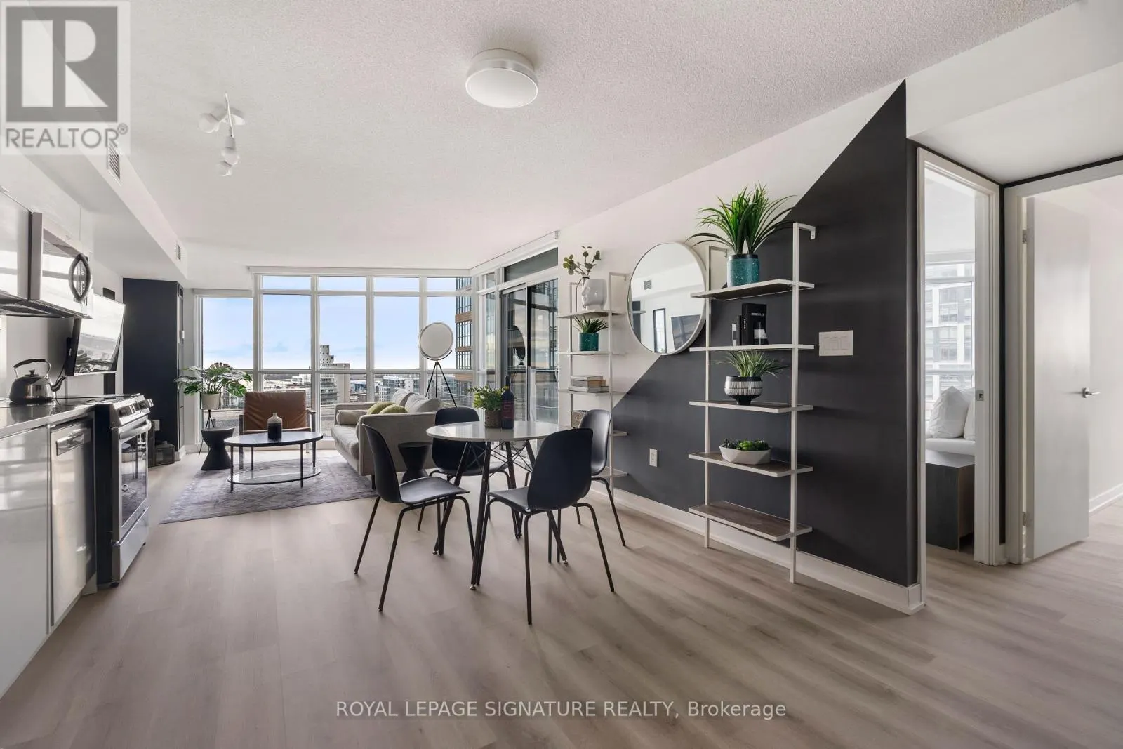 1209 - 21 ICEBOAT TERRACE