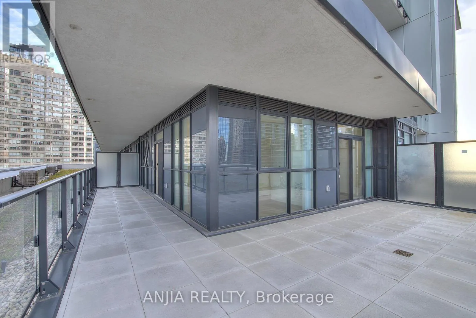 619 - 4955 YONGE STREET