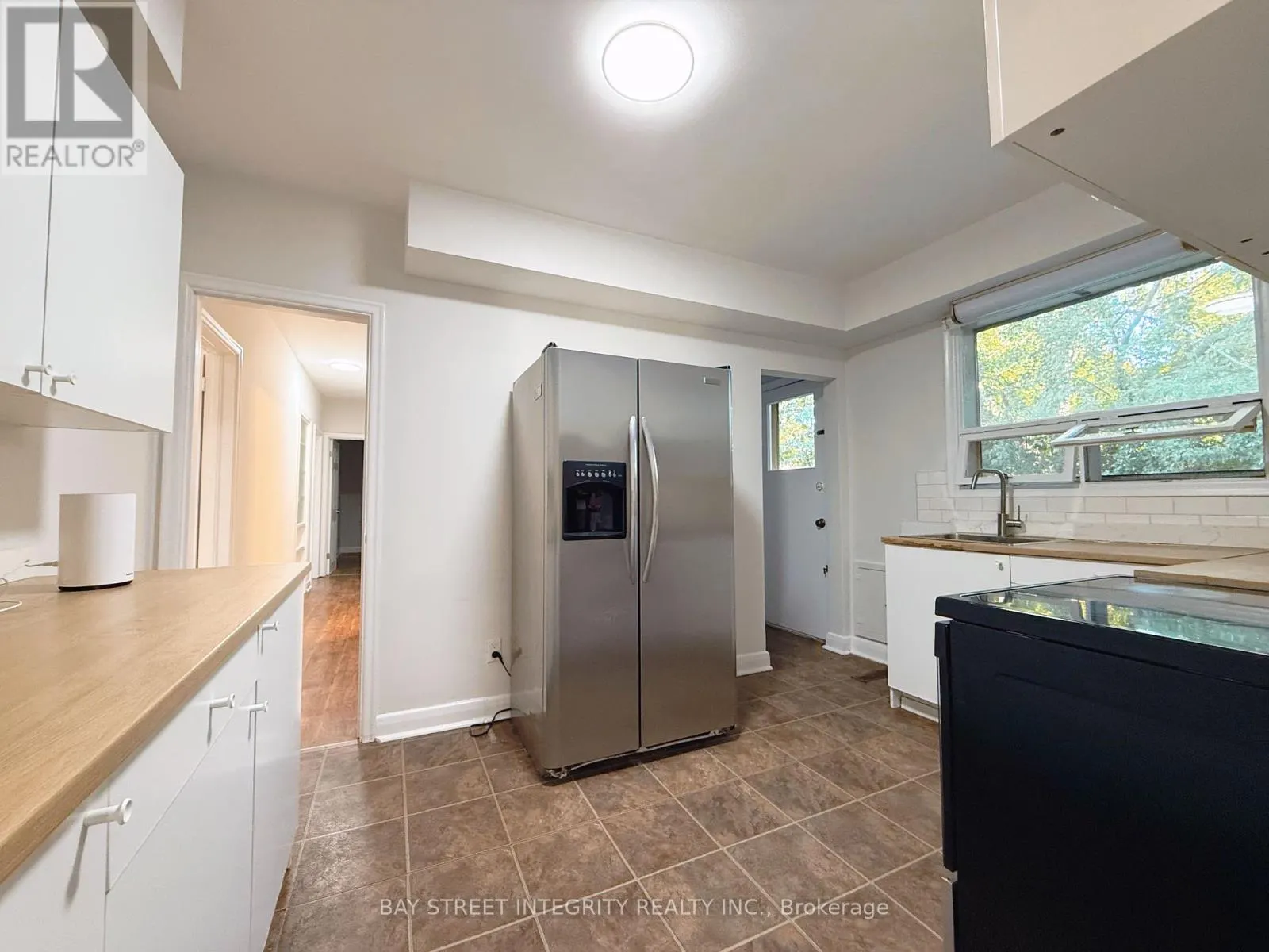143 MUNRO BOULEVARD