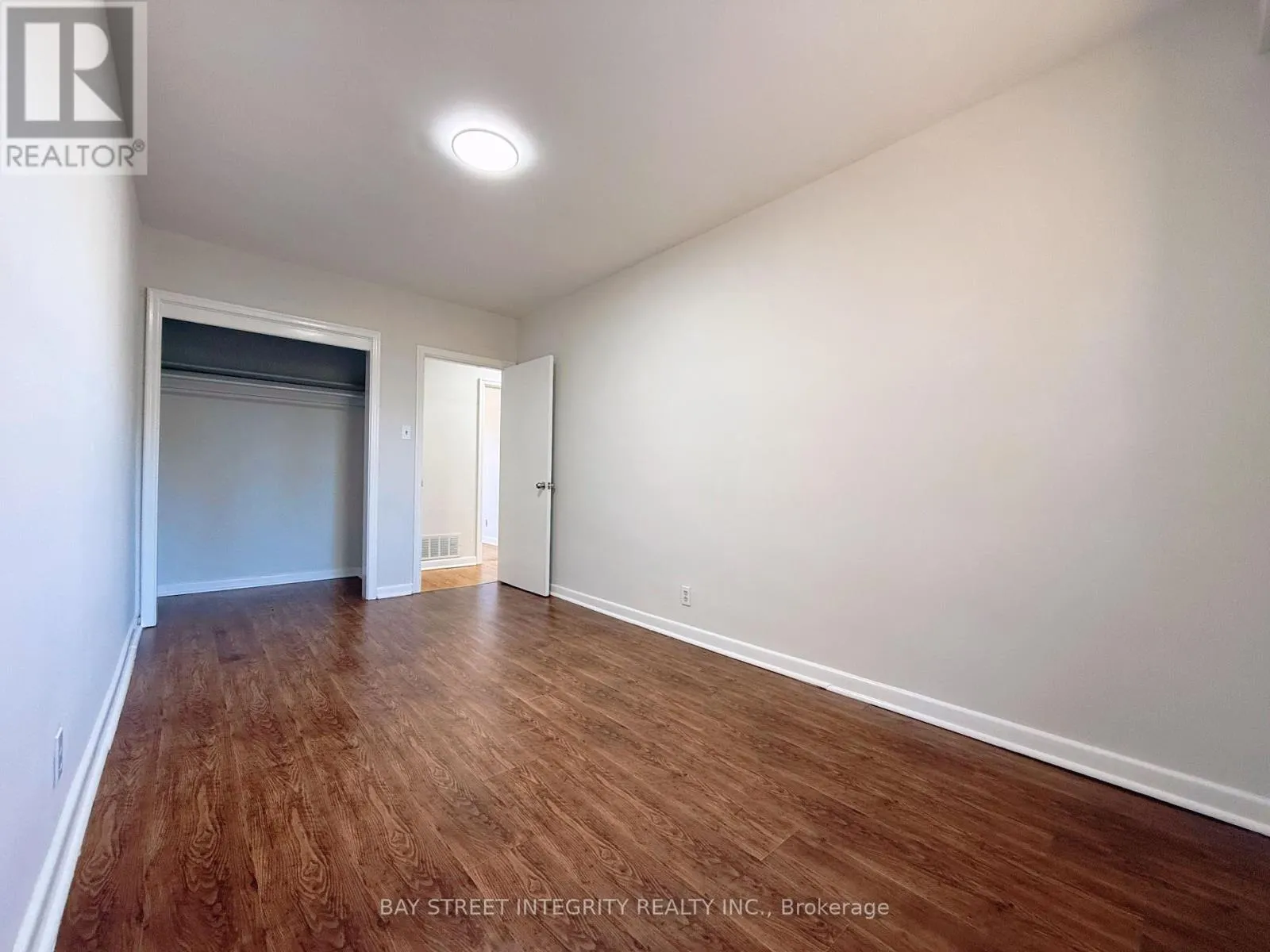 143 MUNRO BOULEVARD
