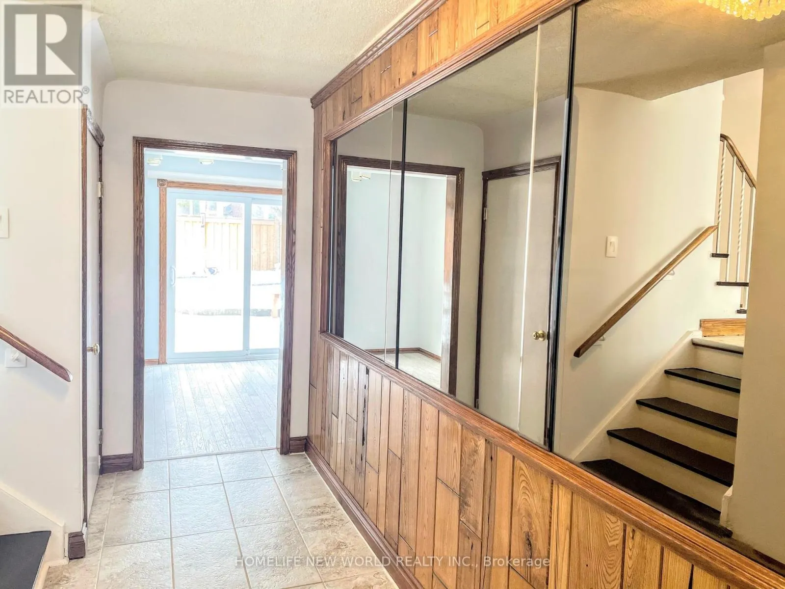 58 MARATHON CRESCENT