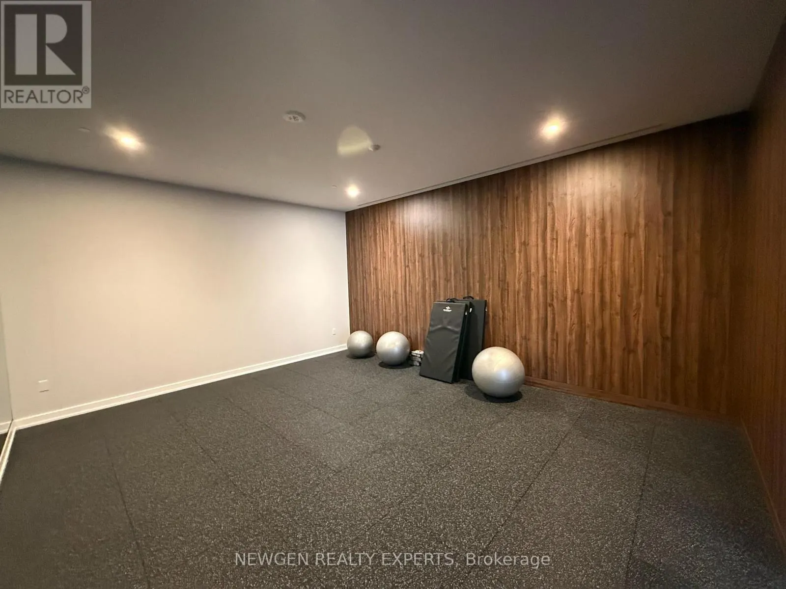 214 - 1 KYLE LOWRY ROAD