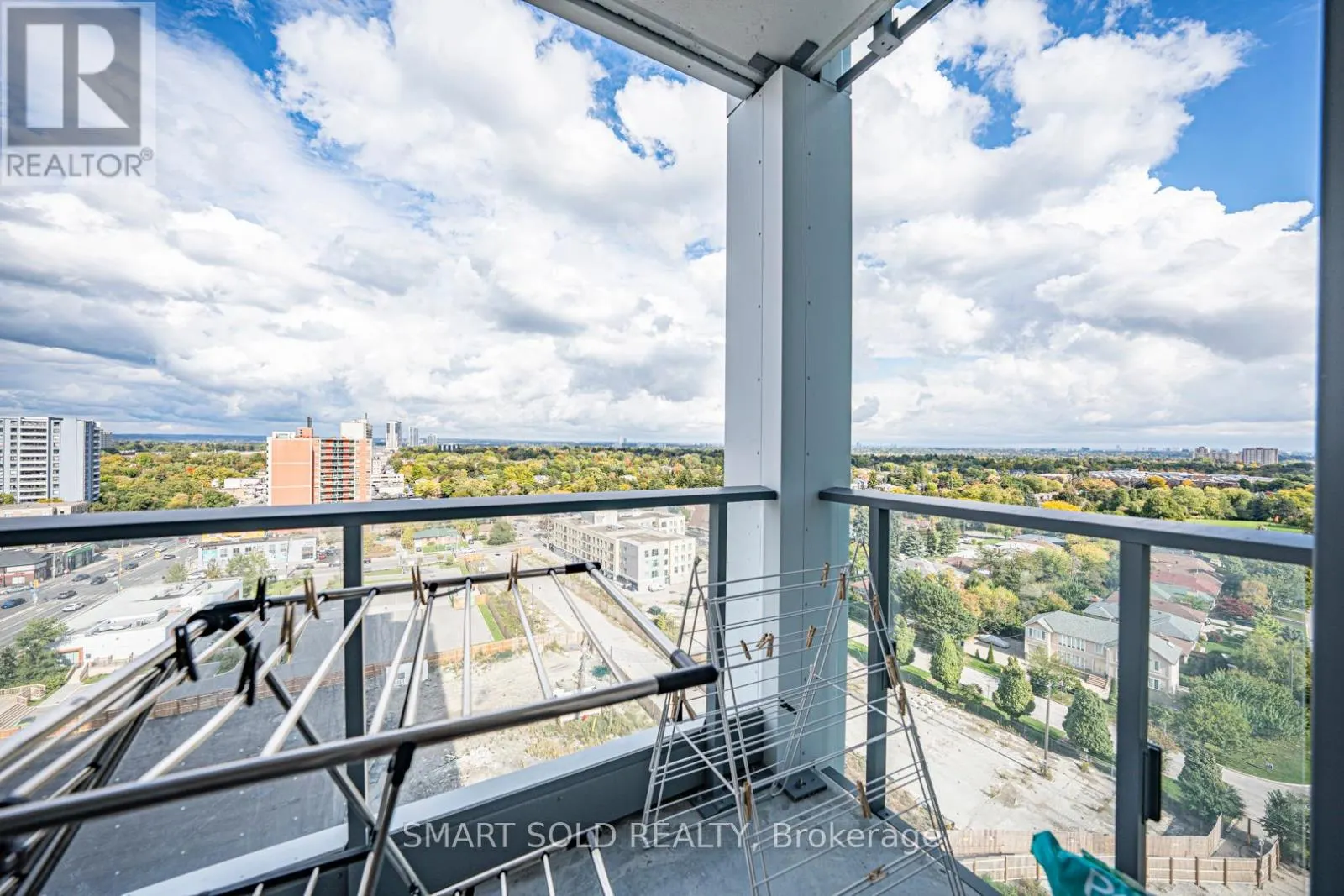 N1303 - 7 GOLDEN LION HEIGHTS