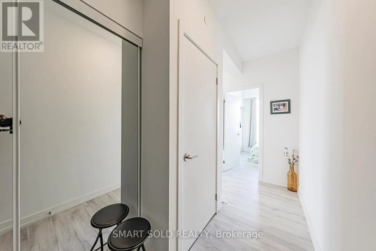 N1303 - 7 GOLDEN LION HEIGHTS