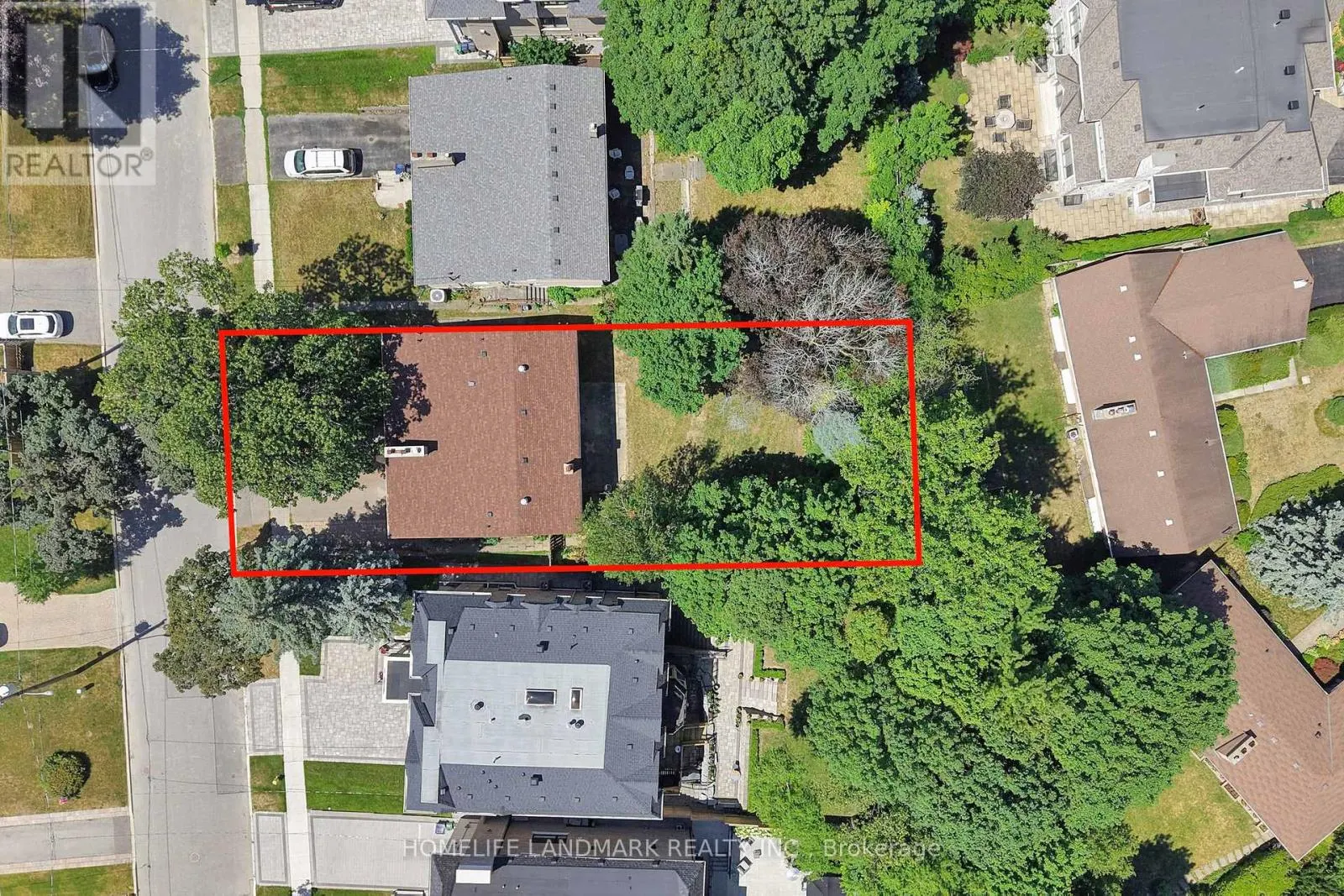 61 WHITTAKER CRESCENT