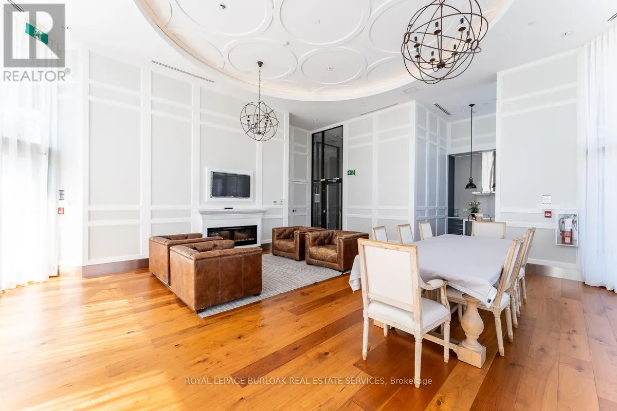 410 - 25 MALCOLM ROAD