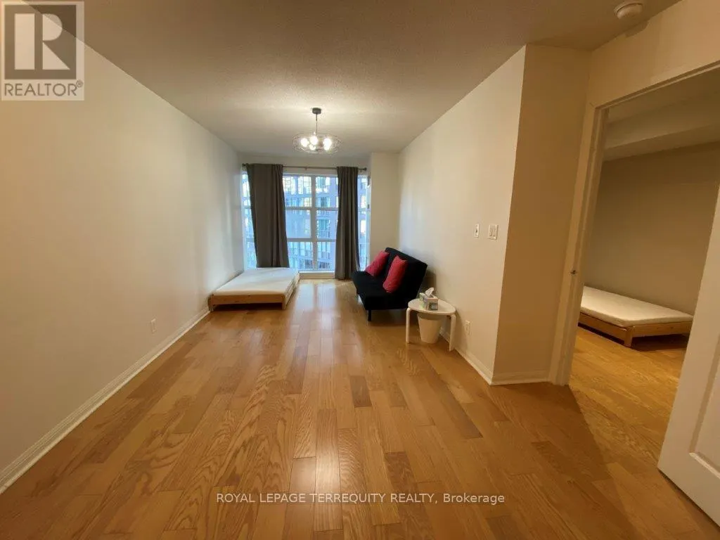 1204 - 11 ST JOSEPH STREET