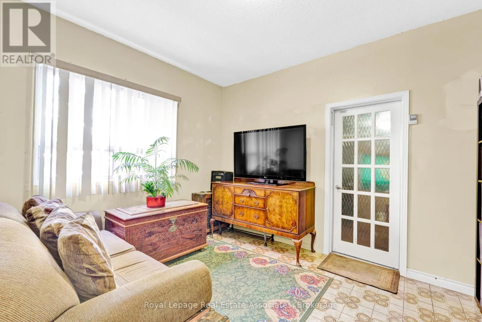 101 DOVERCOURT ROAD