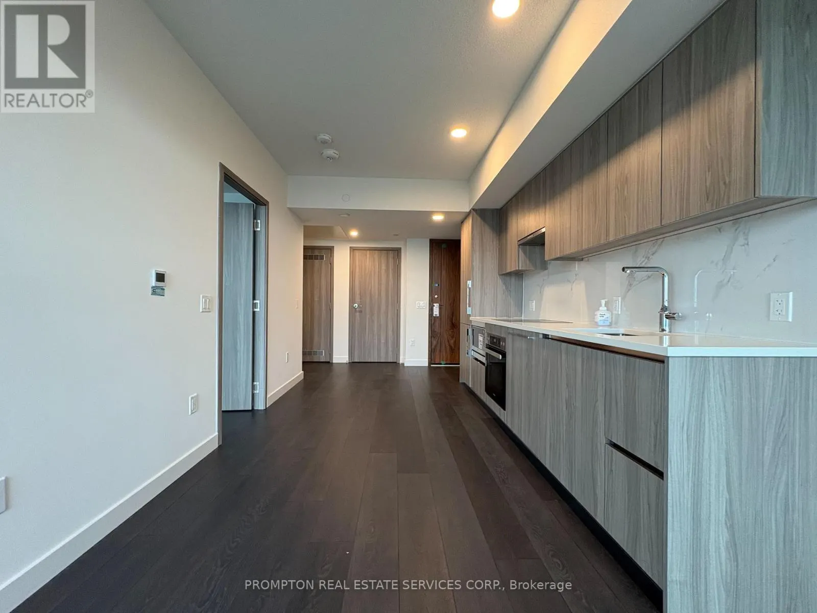 5815 - 3 CONCORD CITYPLACE WAY