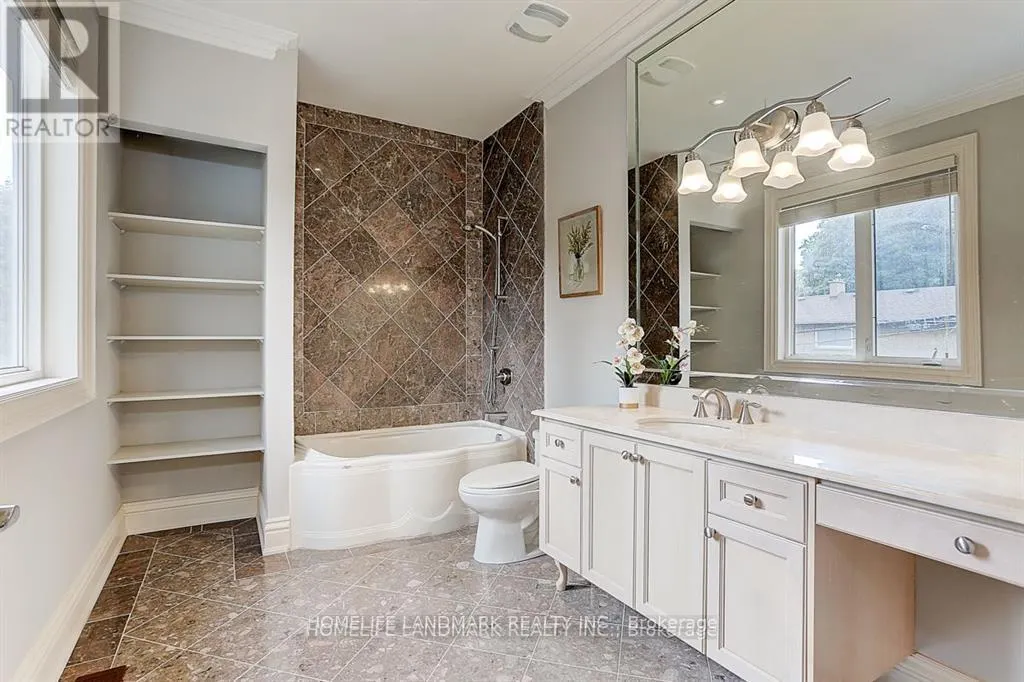 34 MOCCASIN TRAIL