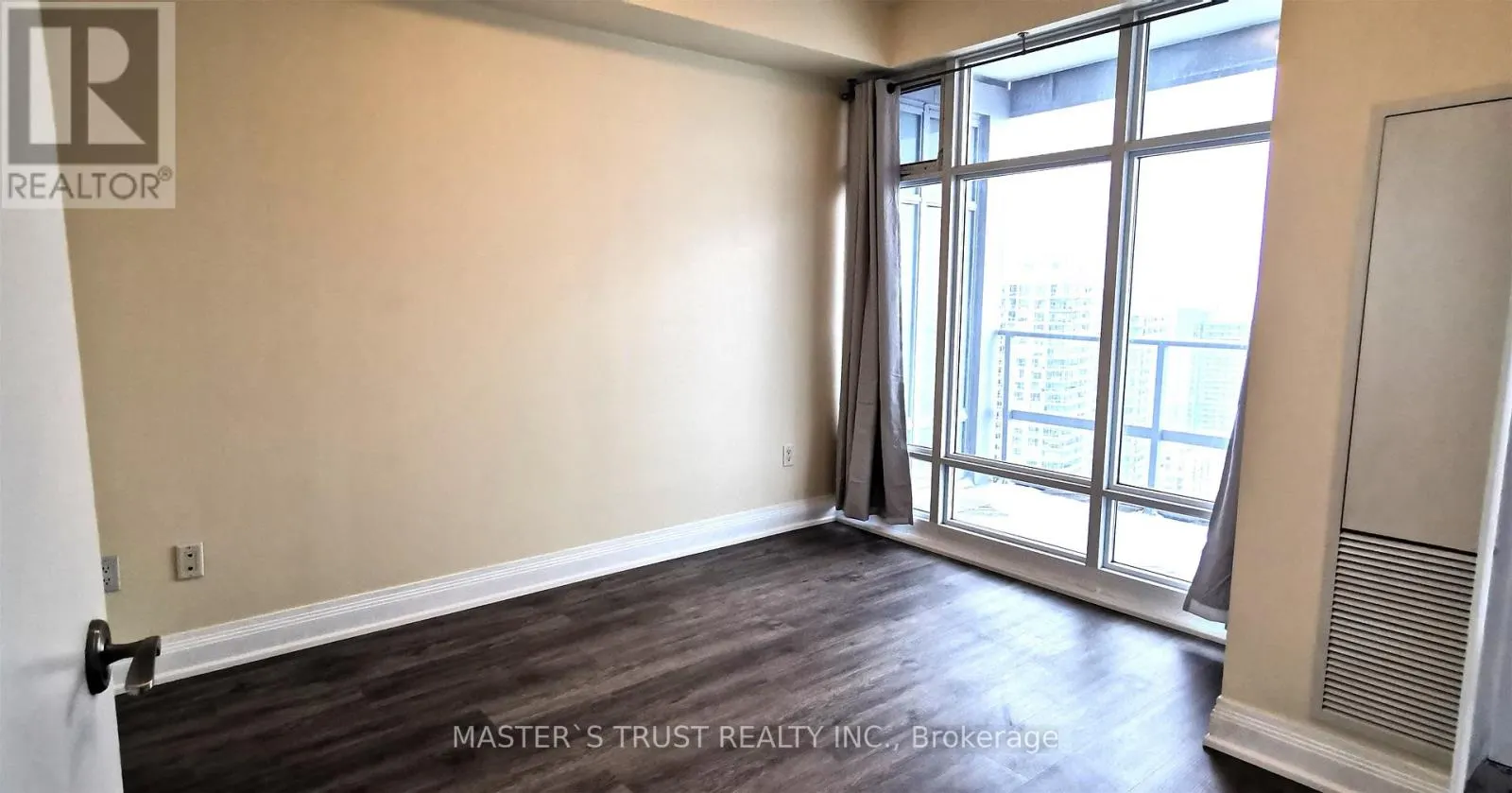 4312 - 2191 YONGE STREET