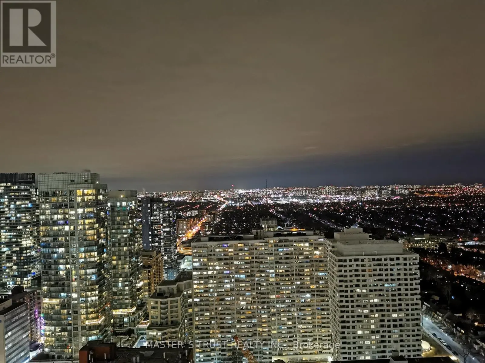 4312 - 2191 YONGE STREET