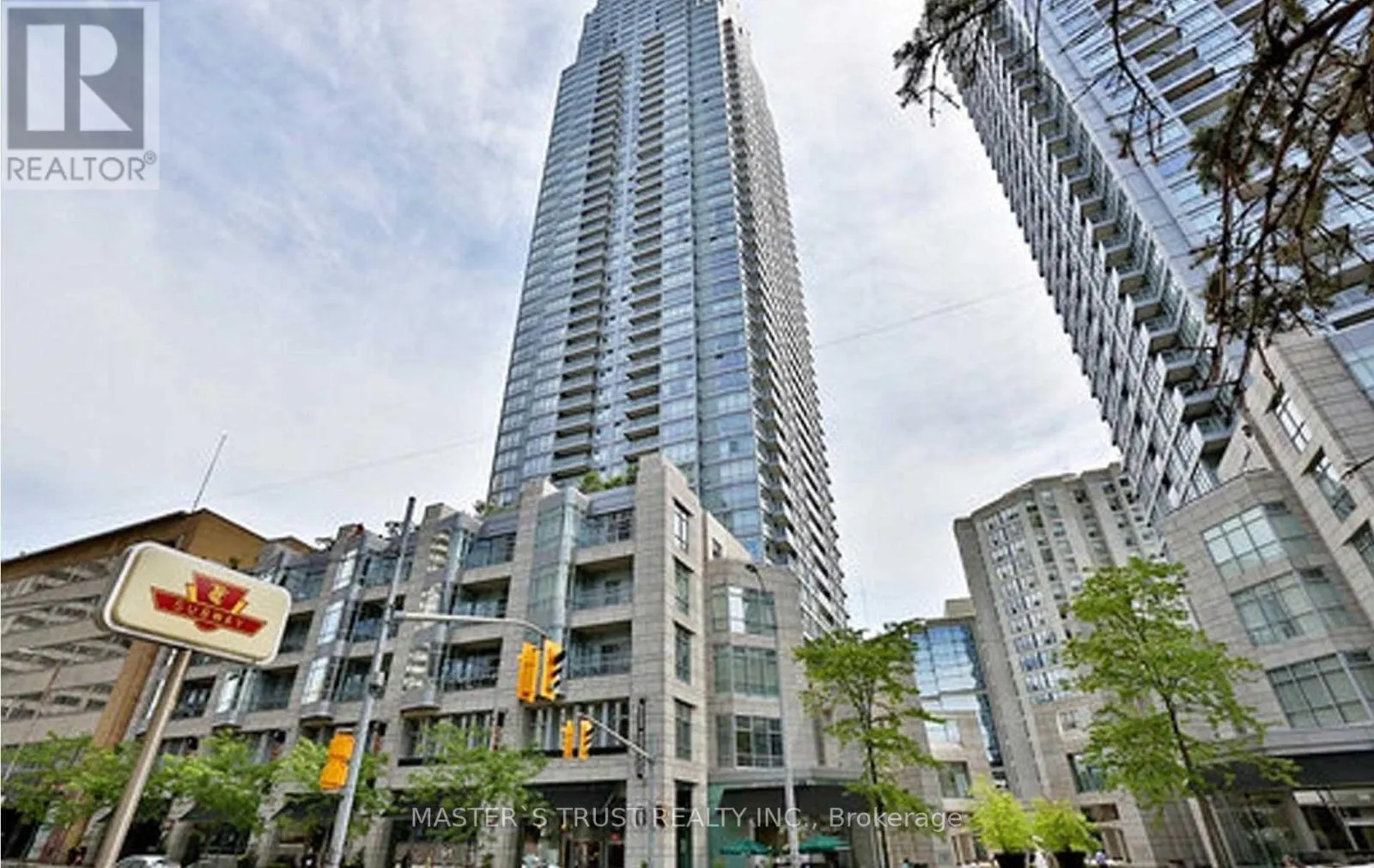 4312 - 2191 YONGE STREET