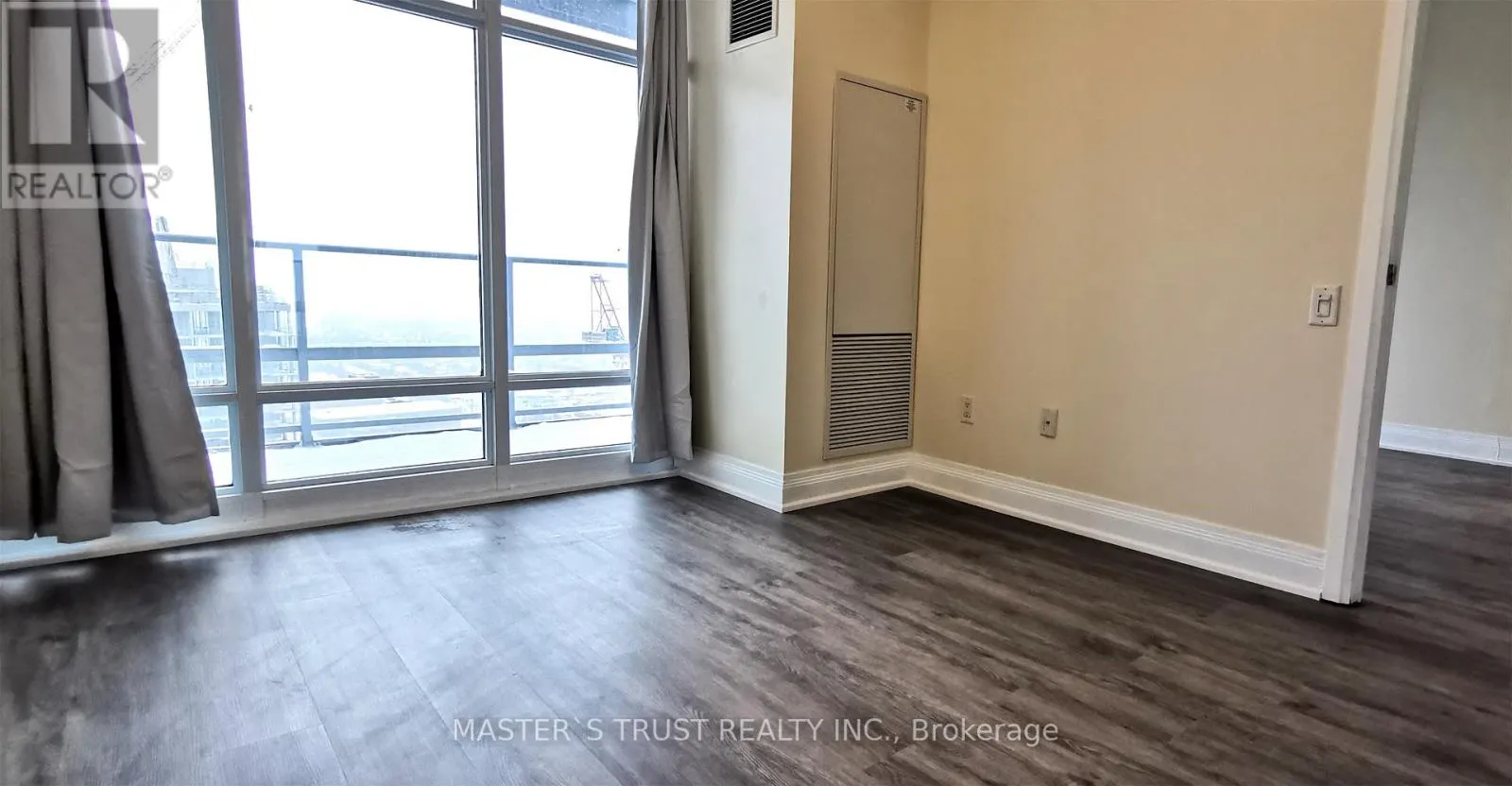 4312 - 2191 YONGE STREET